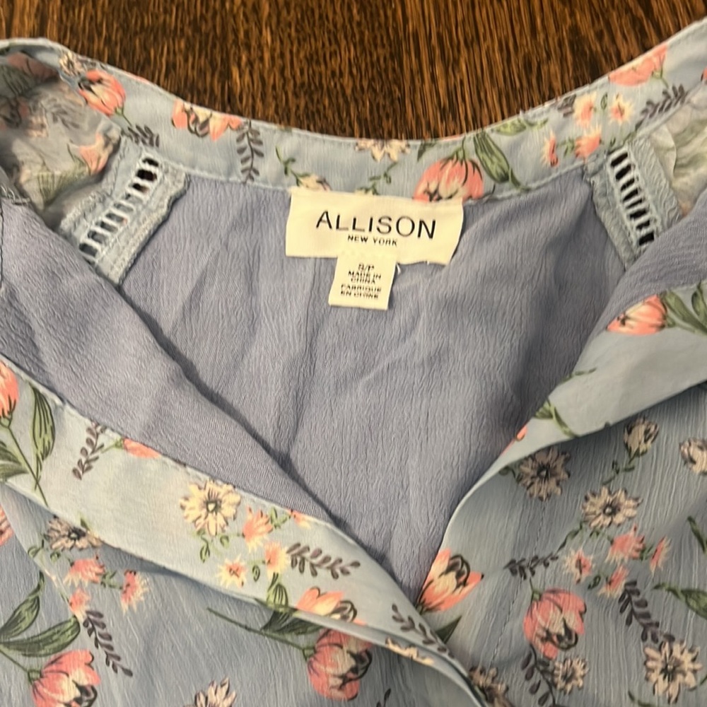 Allison New York Ruffled Floral Blouse - Picture 3 of 5